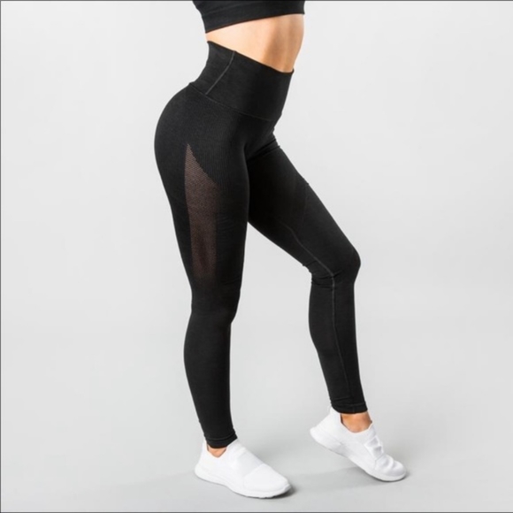 Alphalete Aero Leggings